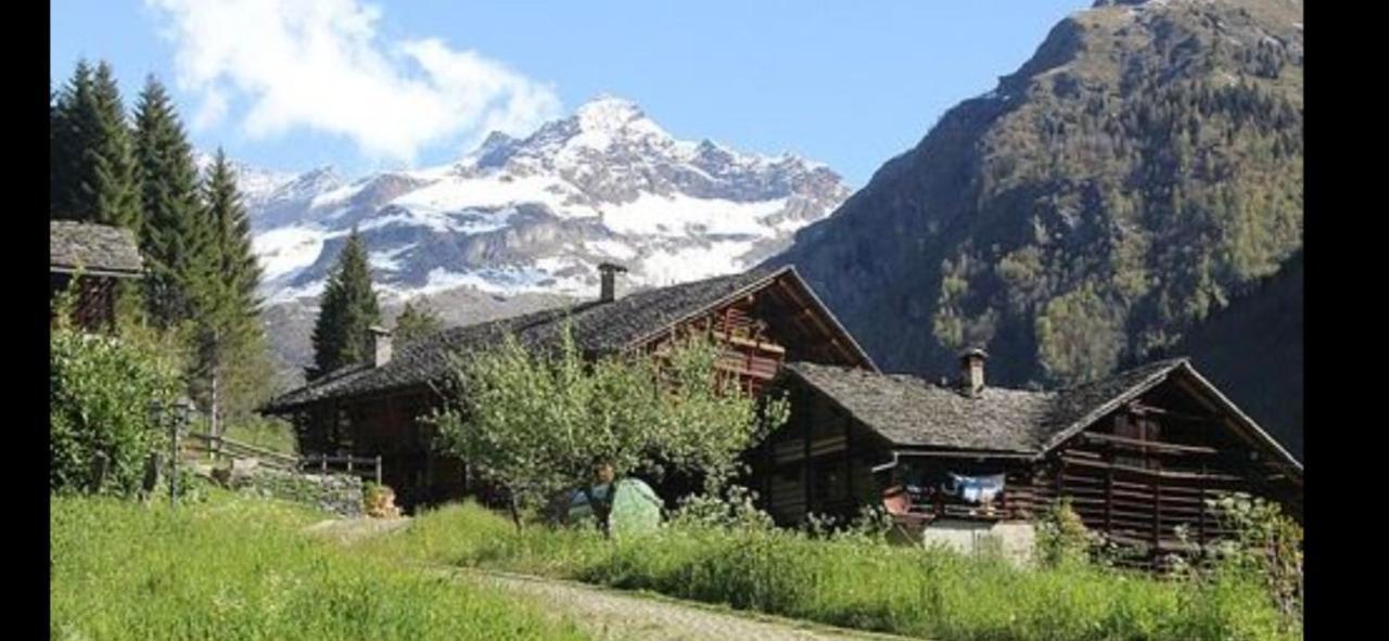 Hotel Torre Delle Giavine Dimora Storica Boccioleto Exterior foto